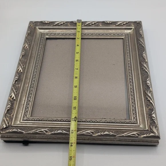 Elegant Silver Ornate Wooden Picture Frame - Picture 8 of 8